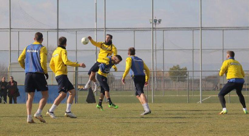 Μπήκαν Ροντρίγκες, Λόπες στον Παναιτωλικό