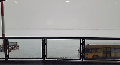 Στα λευκά και το αεροδρόμιο, αναχωρεί ο ΠΑΟΚ (pics)