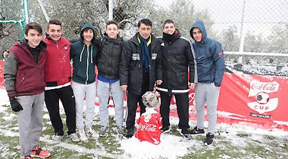Ούτε το χιόνι σταμάτησε το Coca-Cola Cup!