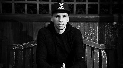 Σχεδιαστής μόδας ο Χολέμπας (pics)