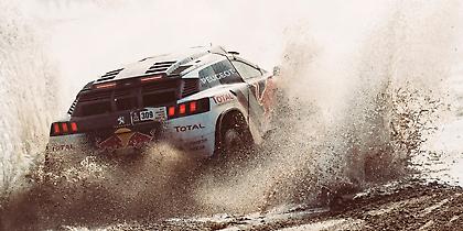 1-2-3 από την Peugeot στο Ντακάρ - μπροστά ο Λεμπ (video)