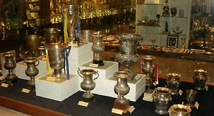 Οπαδός της Τραμπζονσπόρ πήγε να κλέψει τρόπαιο της Φενέρ από το μουσείο της!