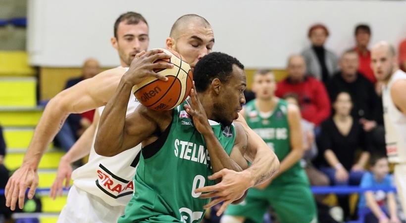 Πρόκριση για ΑΕΚ μετά τις ήττες Σάσαρι και Ζιέλονα Γκόρα