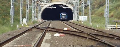 Κανονικά λειτουργούν τα τρένα - πυρά των σιδηροδρομικών κατά της διοίκησης