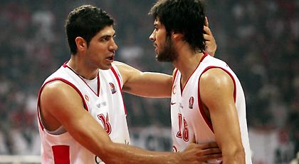 Η απάντηση του Βασιλόπουλου στην αφιέρωση του Πρίντεζη: «Αδερφέ, με λύγισες…»