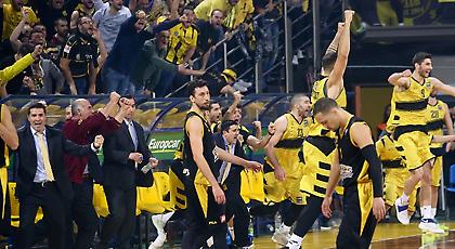 Ο Άρης υπερέχει της ΑΕΚ σε προπονητή