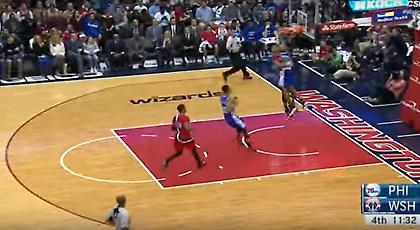 Τον λένε... Κέλι και καρφώνει (video)