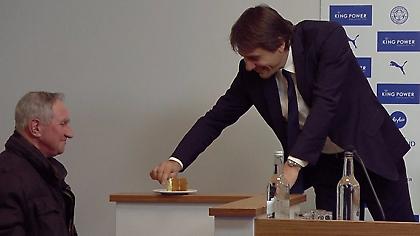 Ο Κόντε έφαγε κέικ δημοσιογράφου! (vid)