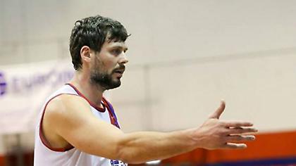 Μπάρλος: «Σε δεύτερη μοίρα το αήττητο»