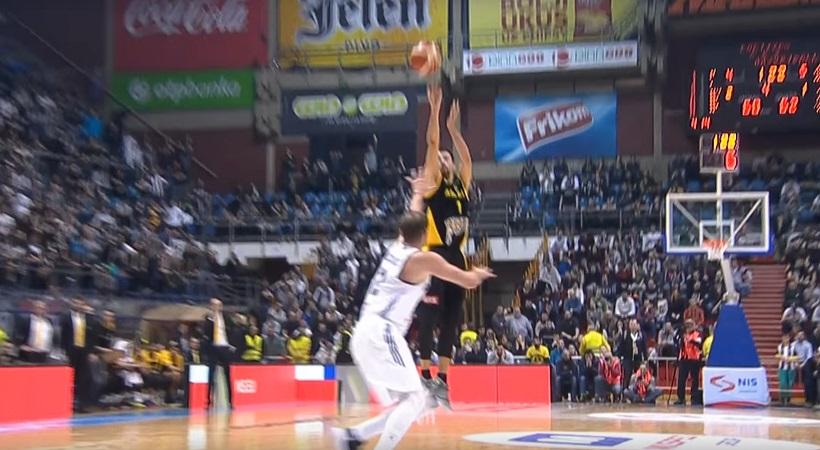 Τα μεγάλα τρίποντα Ούκιτς και ΜακΓκραθ (video)