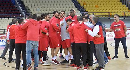 Εκτός Αθηναίου και Μαραγκός στον Ολυμπιακό