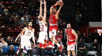 Επιτέλους νίκη για Αρμάνι