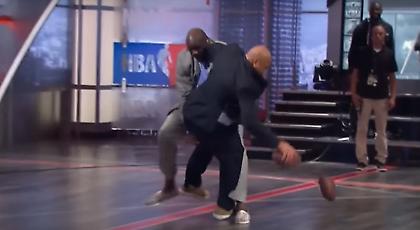 Απίθανος Σακίλ: «Κατεδάφισε» τον Μπάρκλεϊ στο στούντιο (video)