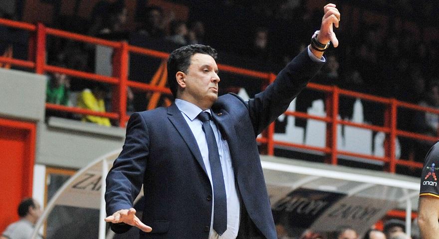 Αιχμές Αγγέλου για τη διαιτησία στο ματς με τον Παναθηναϊκό!