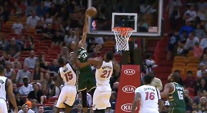 Το απίθανο κάρφωμα του ιπτάμενου Γιάννη (video)