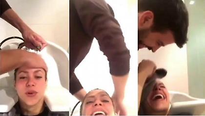 Ο Πικέ λούζει την Σακίρα -και ναι, τα κάνει όλα χάλια! (vid)