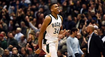 Γράφει παντού ιστορία ο Giannis!