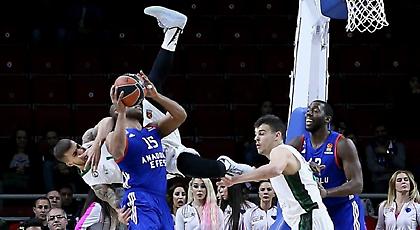 Άσχημος τραυματισμός για Γουίλμπεκιν (video)