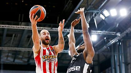 Ξορκίζει δαίμονες και φαντάσματα ο Ολυμπιακός