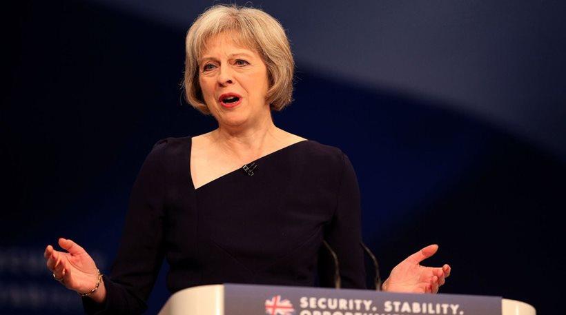 Τερέζα Μέι: «Οι ΗΠΑ και το Ηνωμένο Βασίλειο πρέπει να αγκαλιάσουν το Κρεμλίνο»