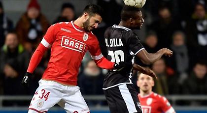 «Κόλλησε» η Σταντάρ