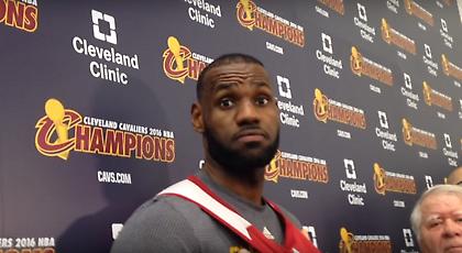 Το καλύτερο «κάρφωμα» του Λεμπρόν ήταν για τον… Τραμπ (video)