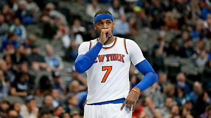 Αποδοκίμασαν τον Καρμέλο και στο τέλος τον αποθέωσαν (video)