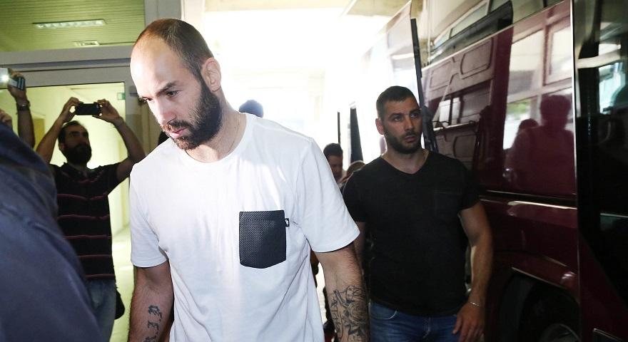 Έφτασε ΟΑΚΑ ο Ολυμπιακός (video)