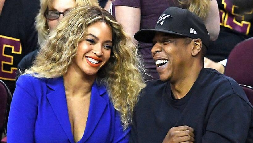 H Beyonce περιμένει δίδυμα και το ανακοίνωσε στα social media