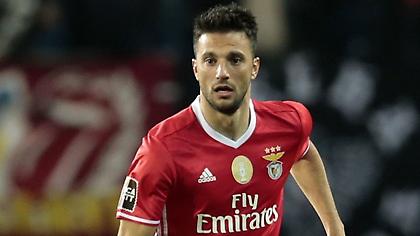 Στο παρά… πέντε δεν πήγε Αγγλία ο Σάμαρης!