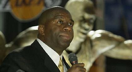 Επιστροφή Μάτζικ στους Λέικερς