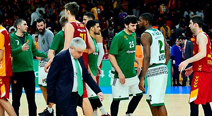 Το κράξιμο, η στήριξη και η ψύχραιμη-ειρωνική απάντηση του Τζεντίλε (pic)