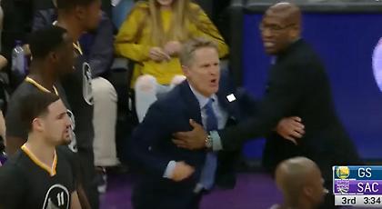 Ο Κερ σκυλόβρισε και πήγε να χιμήξει στο διαιτητή (video)