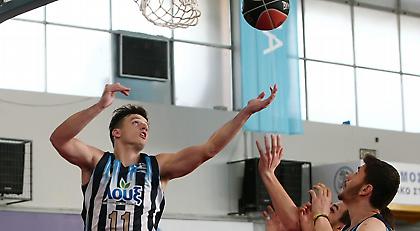 Οι φοβερές τάπες του Κανονίδη (video)