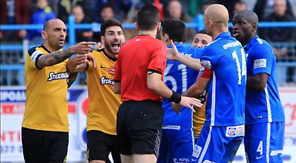 Το 1-0 της Λαμίας, τα δύο πέναλτι που δεν δόθηκαν στον Άρη και το χαμένο στο 95’ (video)