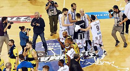 Το τρολ-πρωτοσέλιδο για τον ΠΑΟΚ που νίκησε τον Άρη με 0/20 τρίποντα