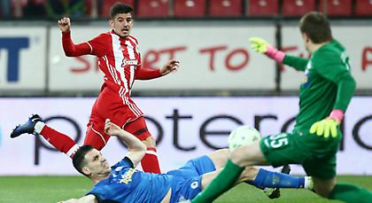 Στάση... Σα Πίντο για Ολυμπιακό! (video)