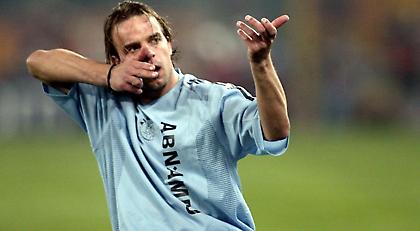 Ο Φαν ντερ Μέιντε είναι «κομμάτια».. Κυριολεκτικά!