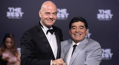 Ιστορική συνεργασία Μαραντόνα-FIFA!