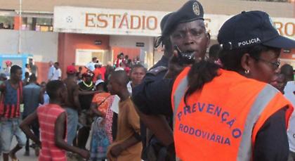 Τραγωδία σε γήπεδο στην Ανγκόλα με δεκάδες νεκρούς και τραυματίες!