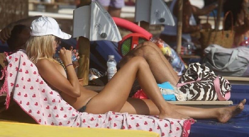 Γιατί η Βίκυ Κάβουρα ειναι για εμάς το απόλυτο θηλυκό; (pics)