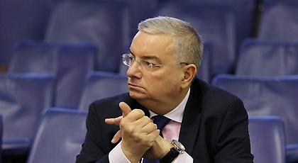 Δεριζιώτης: «Ντροπιαστική εμφάνιση»