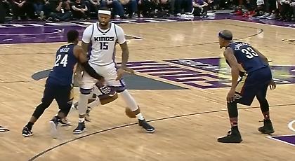 Ο Χιλντ «χούφτωσε» τον Κάζινς (video)