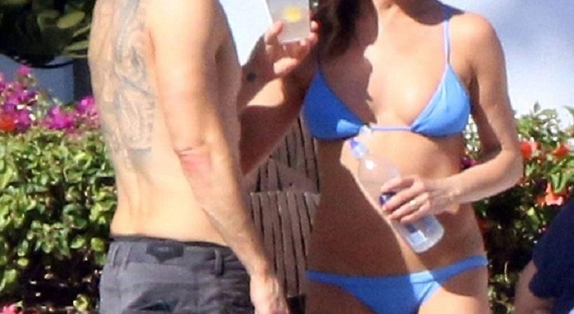 Διάσημη ηθοποιός εμφανίζεται με μπικίνι και προκαλεί πανικό!