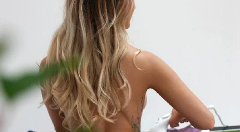 Μοντέλο καθαρίζει γυμνό και προκαλεί πολλαπλά εγκεφαλικά!