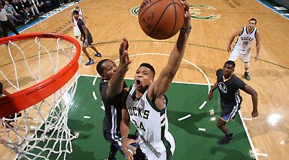 Απίστευτη αποθέωση Ντουράντ σε Αντετοκούνμπο: Είναι... τρομακτικός»!