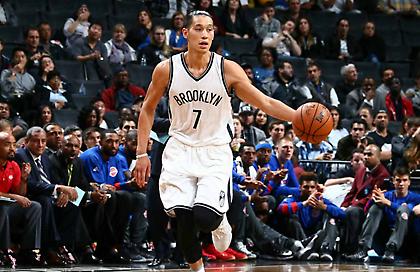 Επιστρέφει στα παρκέ ο Τζέρεμι Λιν