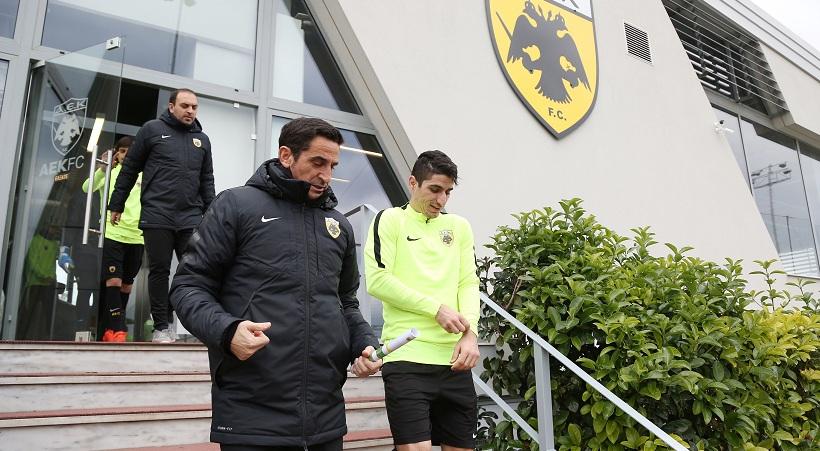 Γεύμα με «ντόπες» από Χιμένεθ και αρχηγούς στην ΑΕΚ