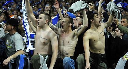 Από «κόσκινο» οι οπαδοί της Σάλκε πριν μπουν στην Τούμπα!