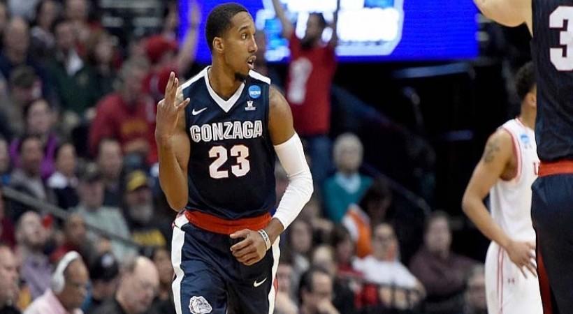 Συμφώνησε με ΜακΛέναν ο Κόροιβος